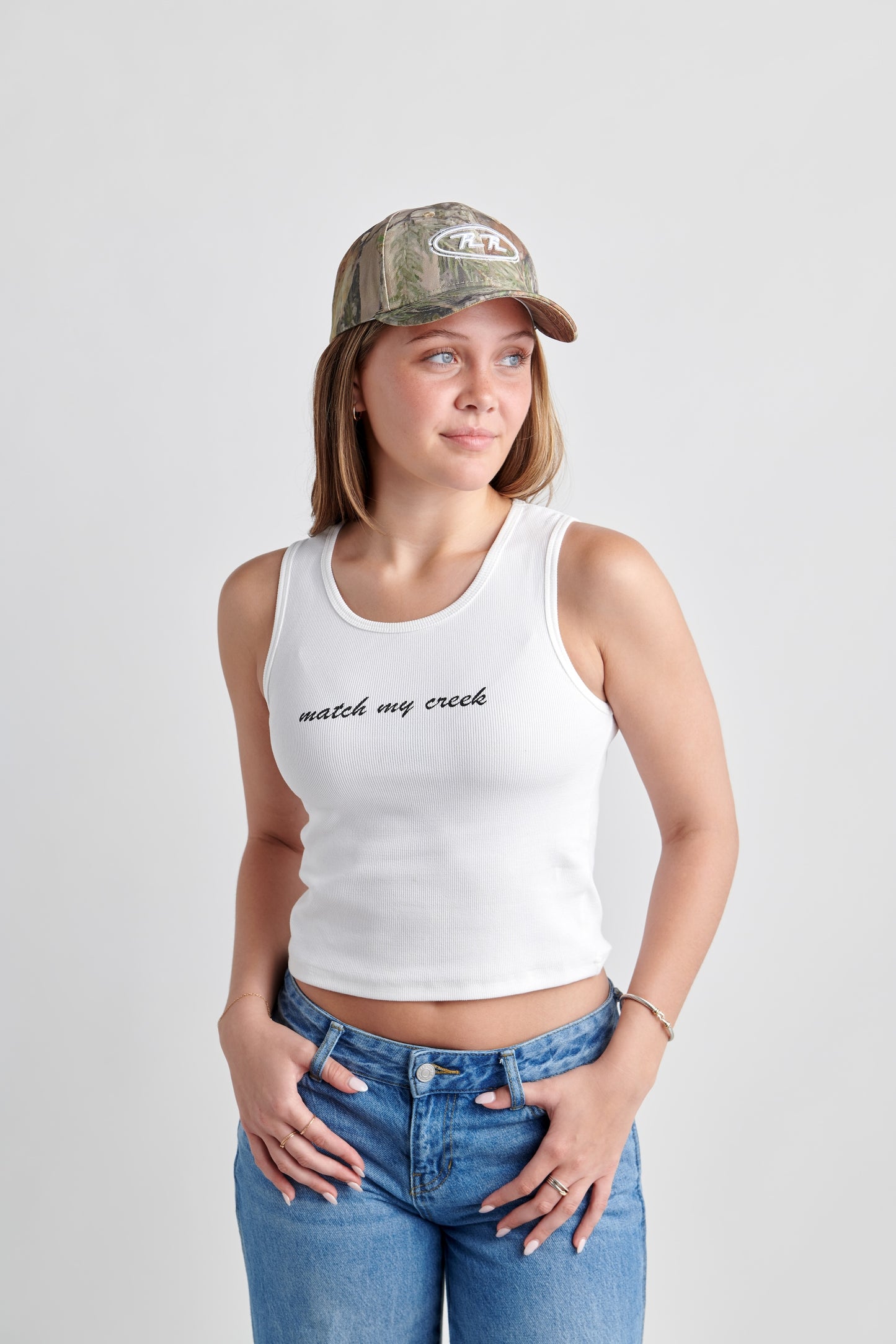 minimal basic white crop top